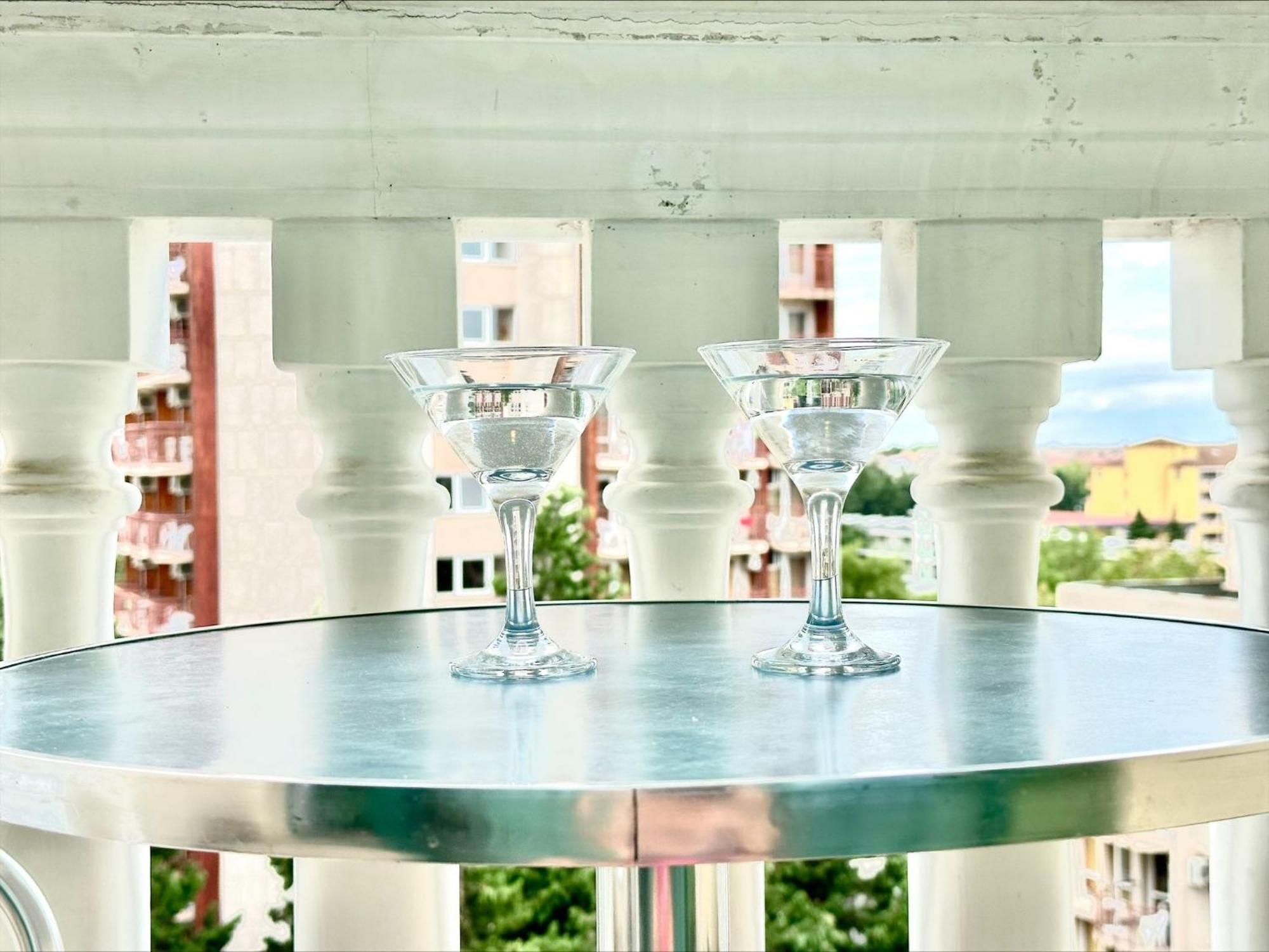 Menada Miramar Palace Apartments ซันนีบีช ภายนอก รูปภาพ